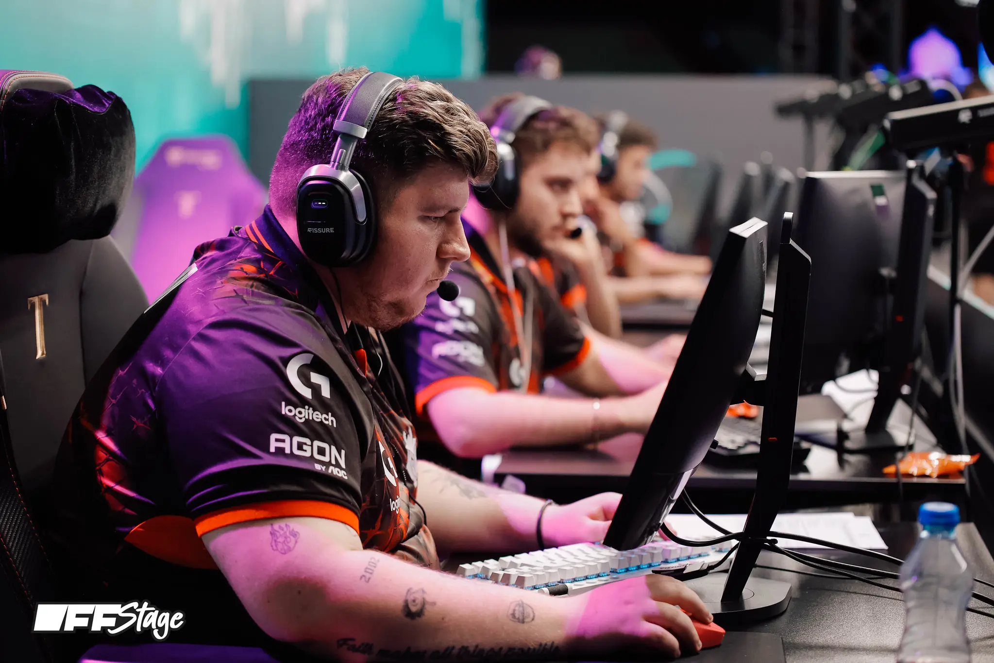 Фотография G2 Esports на турнире.