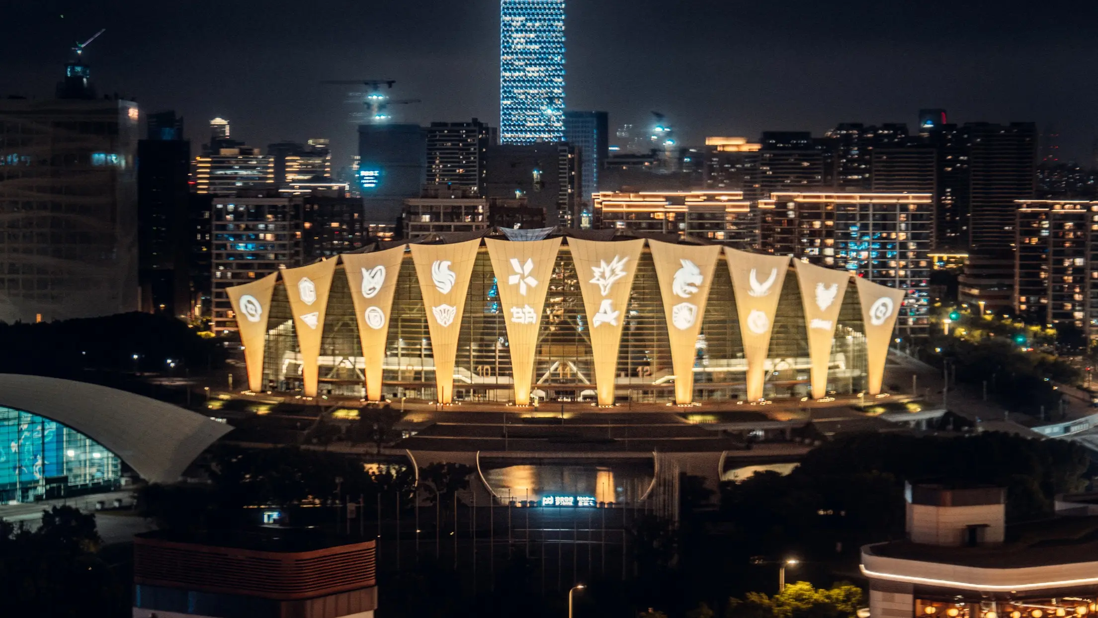 Стадион SPD Bank Oriental Sports Center