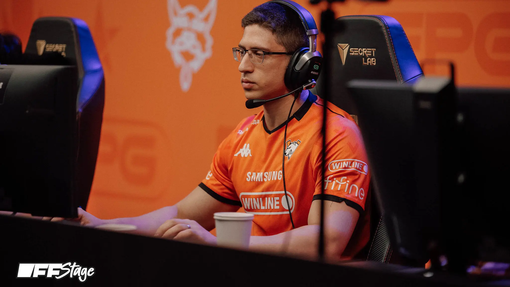 Fly в составе Virtus.pro на FISSURE PLAYGROUND 2 — DOTA.