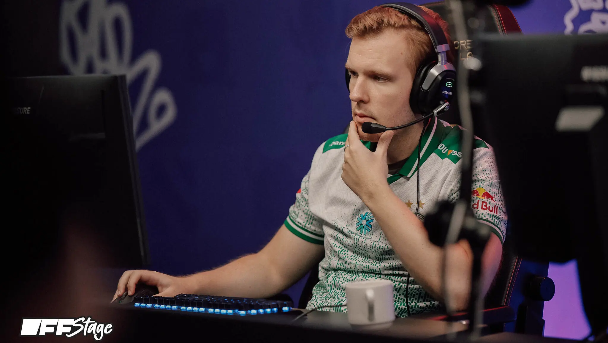 Cr1t- на FISSURE PLAYGROUND 2 — DOTA