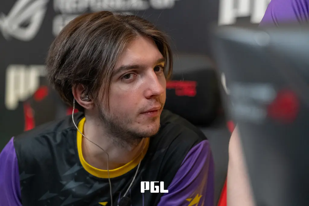 Виталий «sFade8» Марушка на PGL Astana 2026.