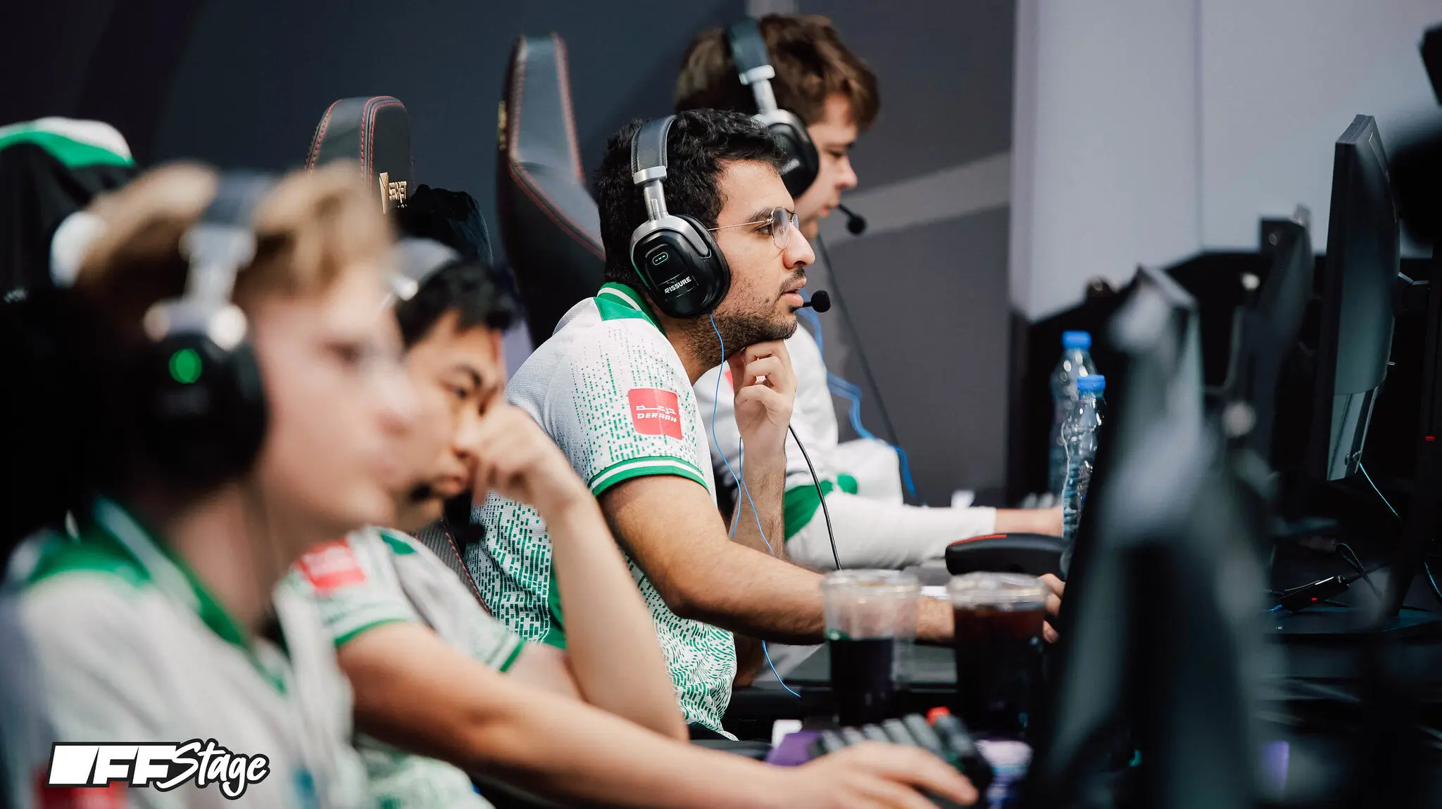 Team Falcons на FISSURE PLAYGROUND 2 — DOTA