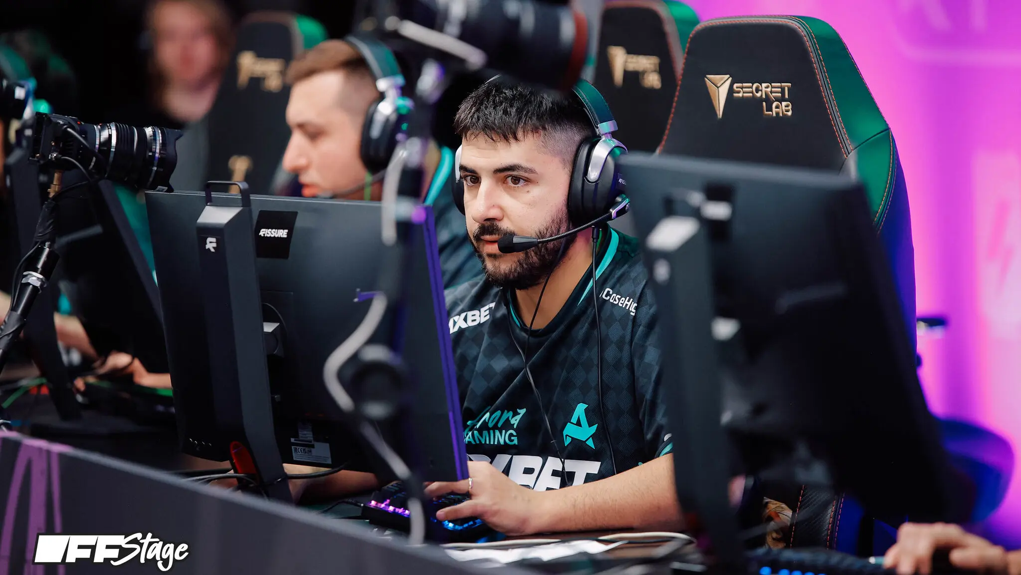 Капитан Aurora Gaming Энгин «MAJ3R» Купели.
