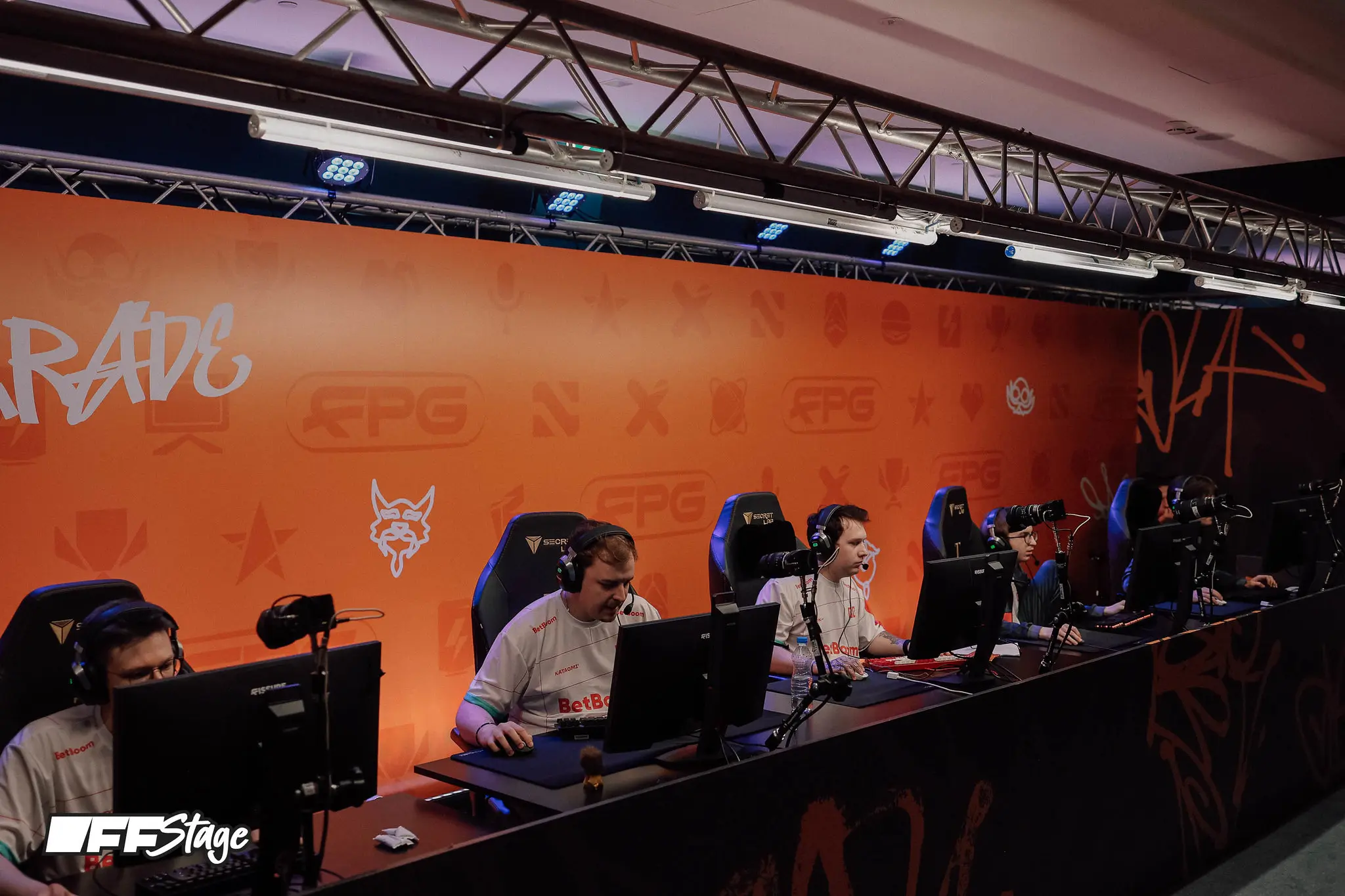 Фотография BetBoom Team на FISSURE PLAYGROUND 2 — DOTA