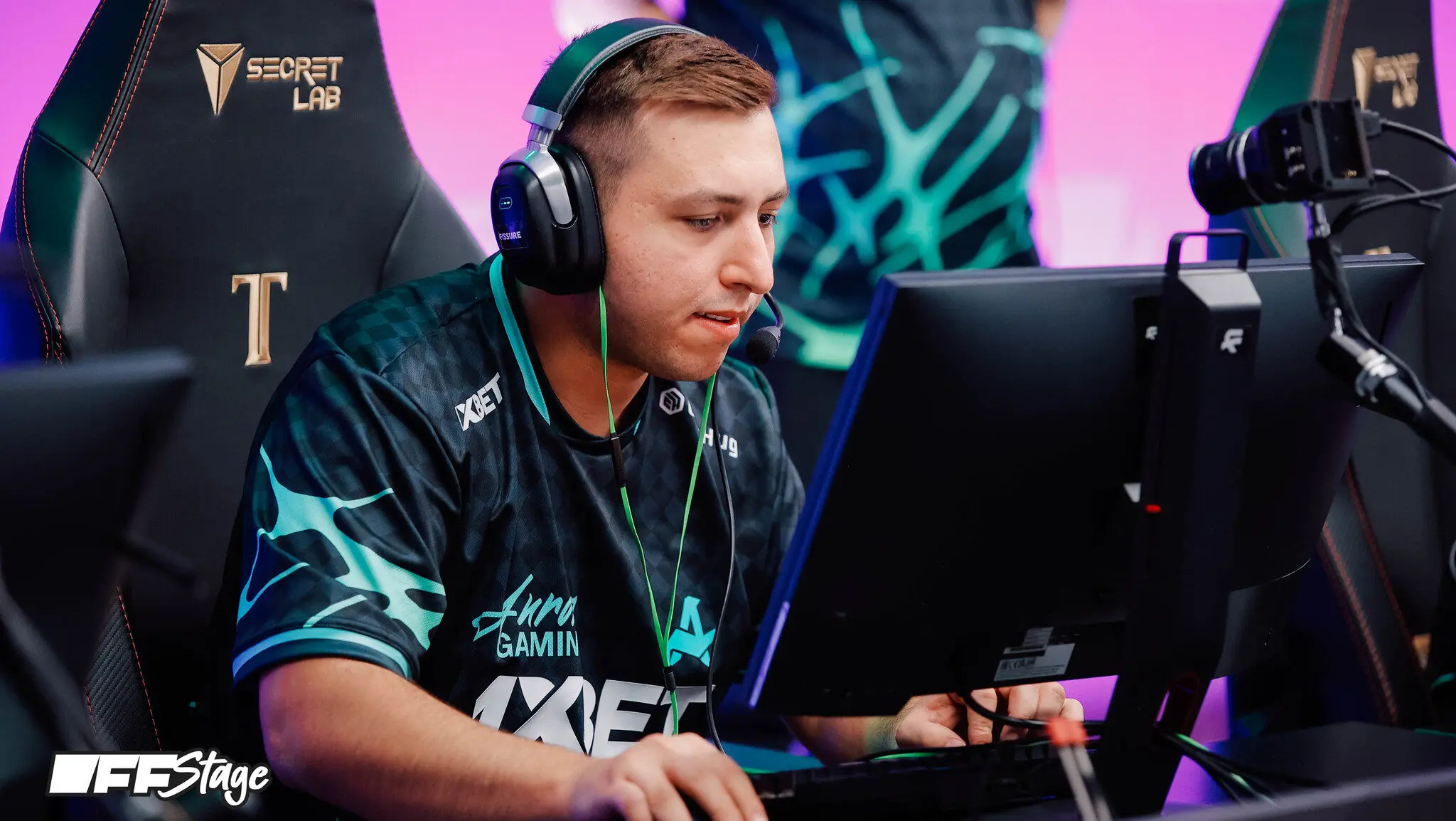 Рифлер Aurora Gaming Исмаилджан «XANTARES» Дёрткардеш.
