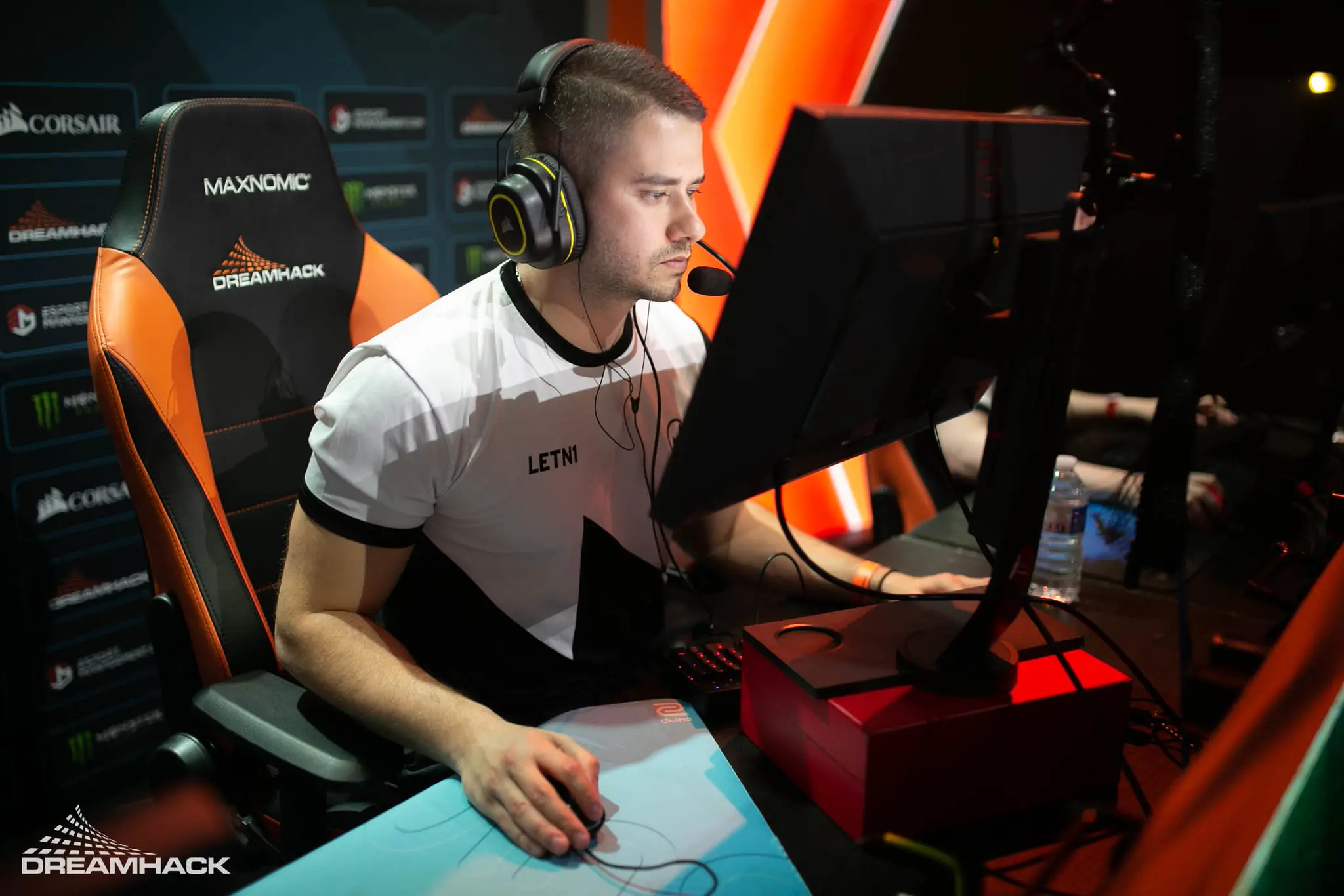 Тренер MIBR Нестор «LETN1» Танич.