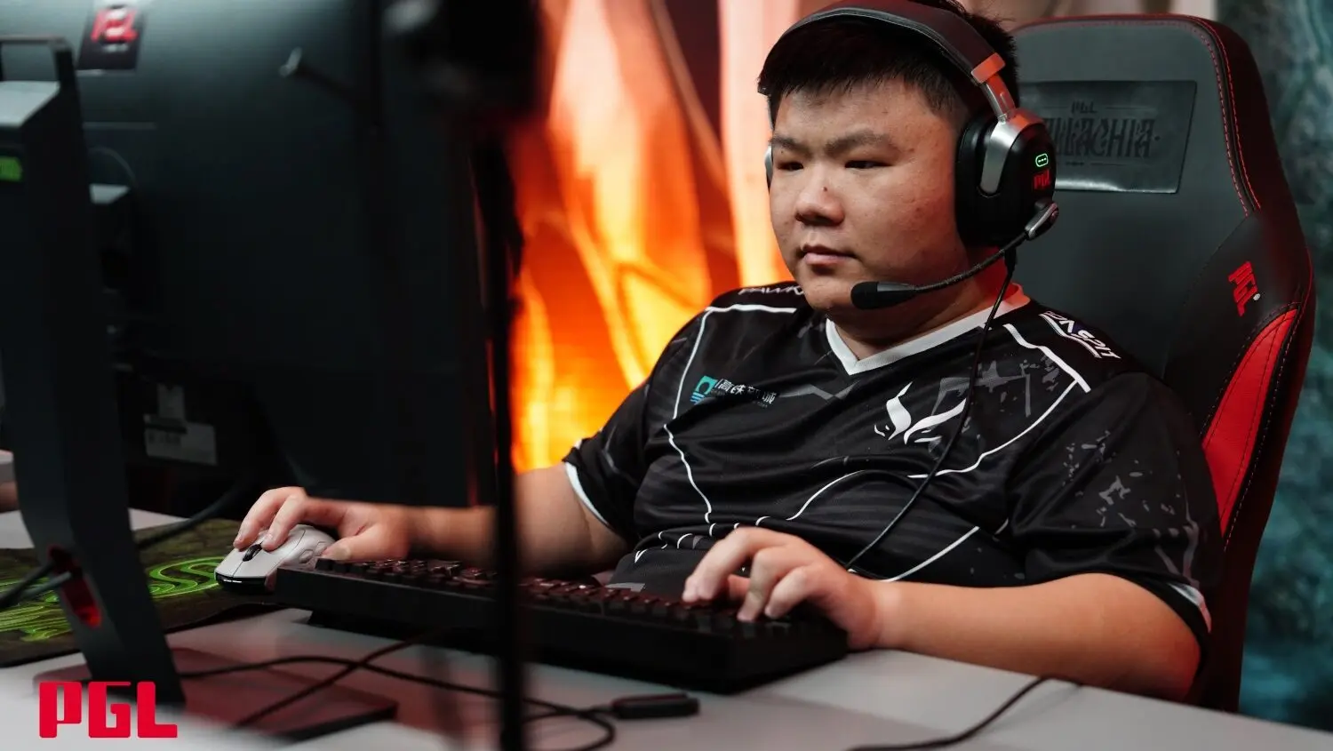 XinQ на PGL Wallachia Season 1.
