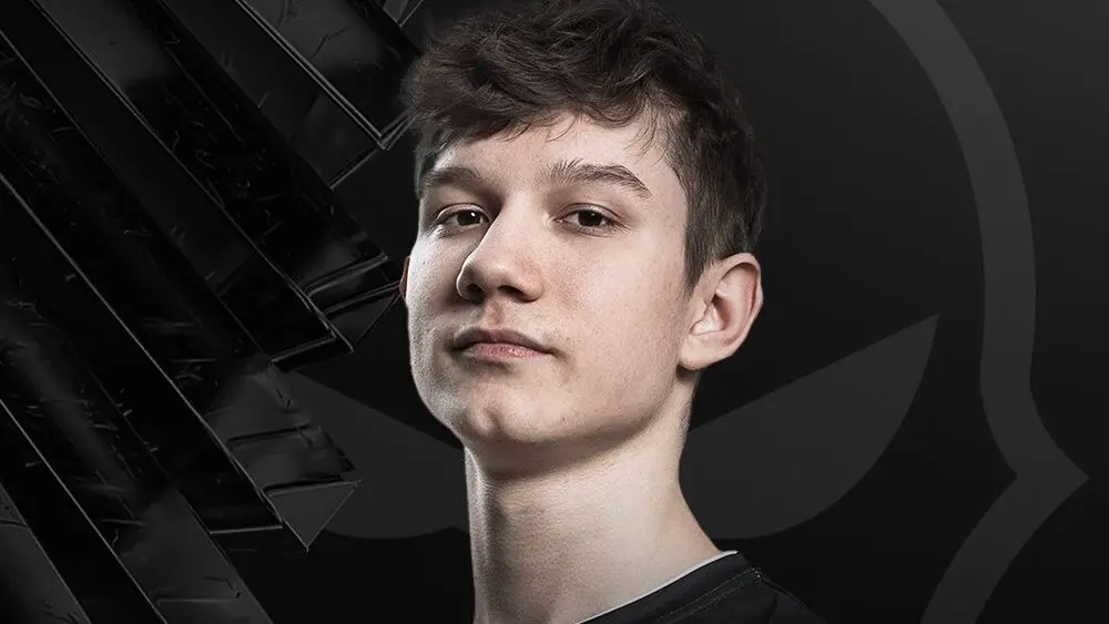 Графика с Kunai от Phantom Esports
