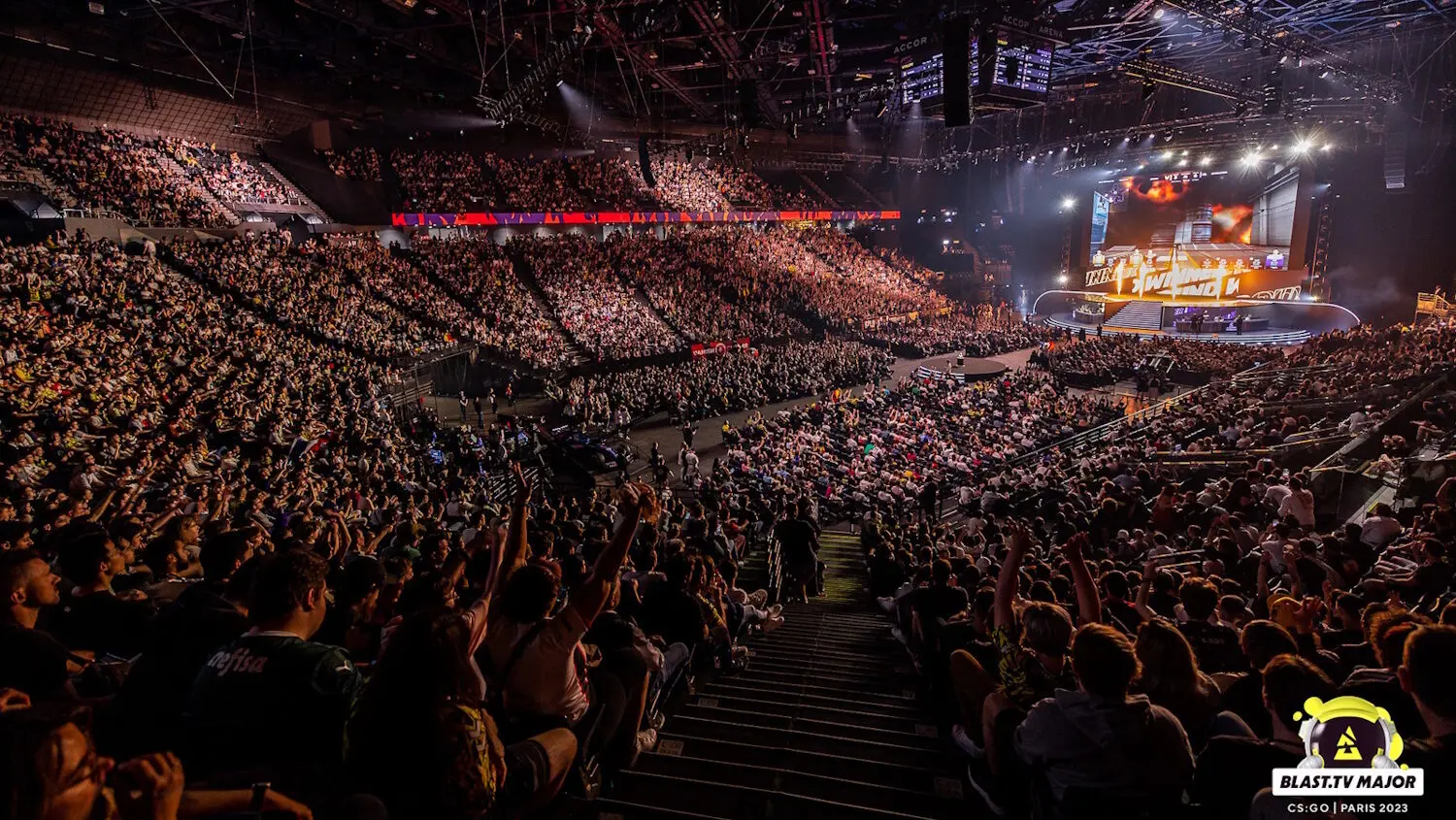Фотография Accor Arena во время проведения BLAST.tv Paris Major 2023.