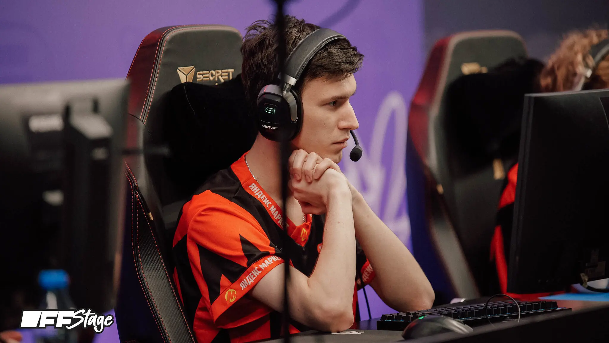 CHIRA JUNIOR в составе Team Yandex выступает на FISSURE PLAYGROUND 2 — DOTA.