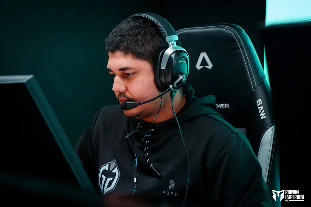 Капитан Gaimin Gladiators Джонатан «JOTA» Виллиан.
